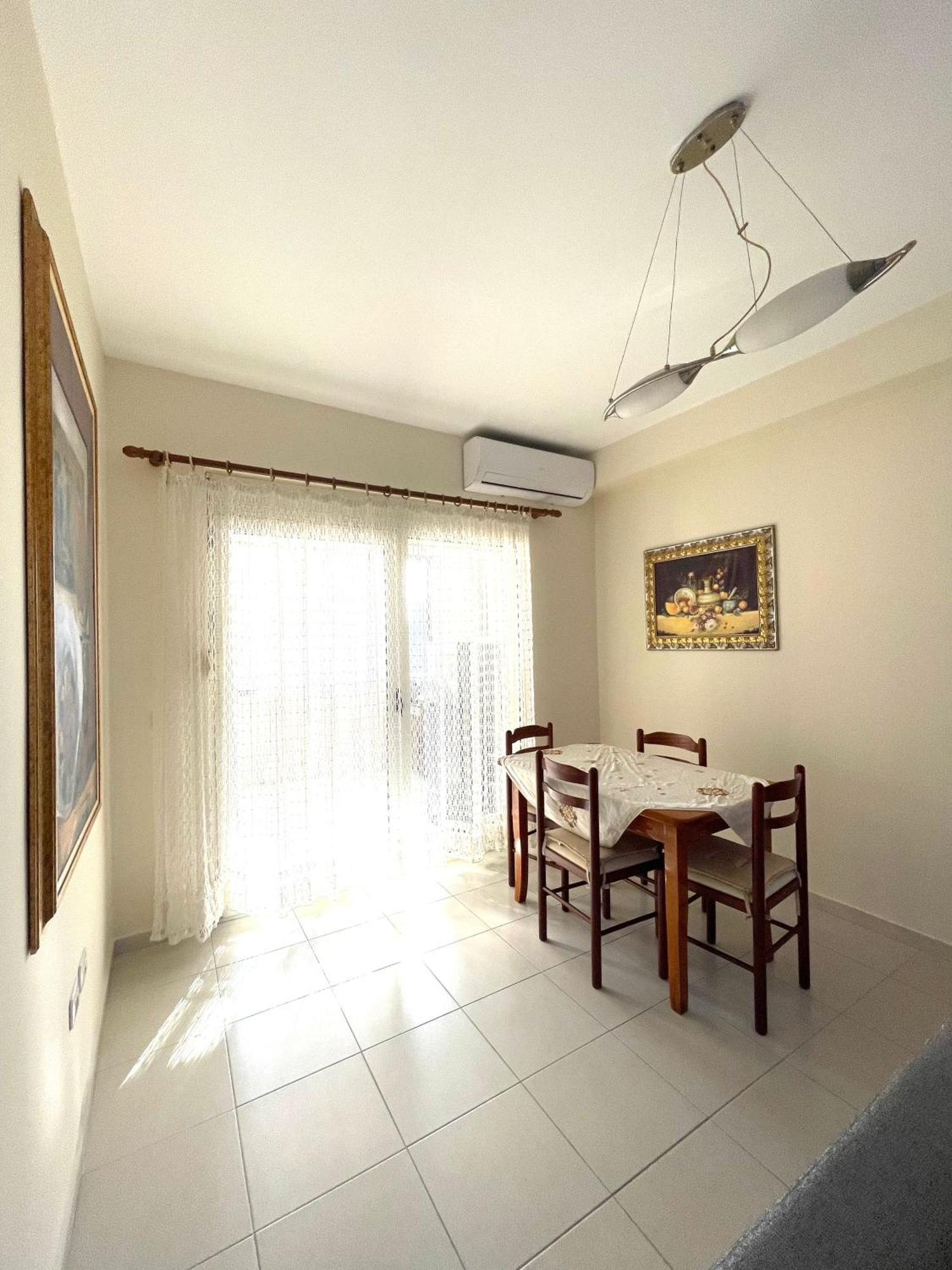 Brand New Apartament Дуррес Екстер'єр фото