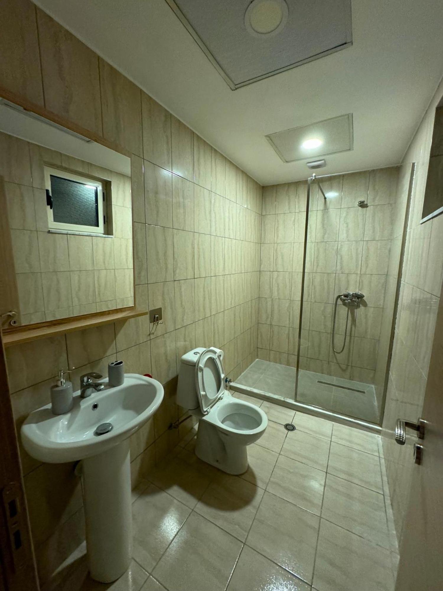 Brand New Apartament Дуррес Екстер'єр фото